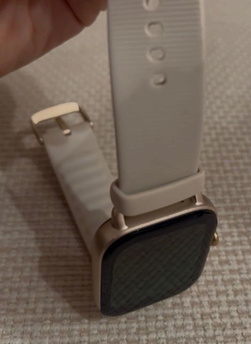 Amazfit GTS 3 като нов с протектор допълнителни кожени каишки