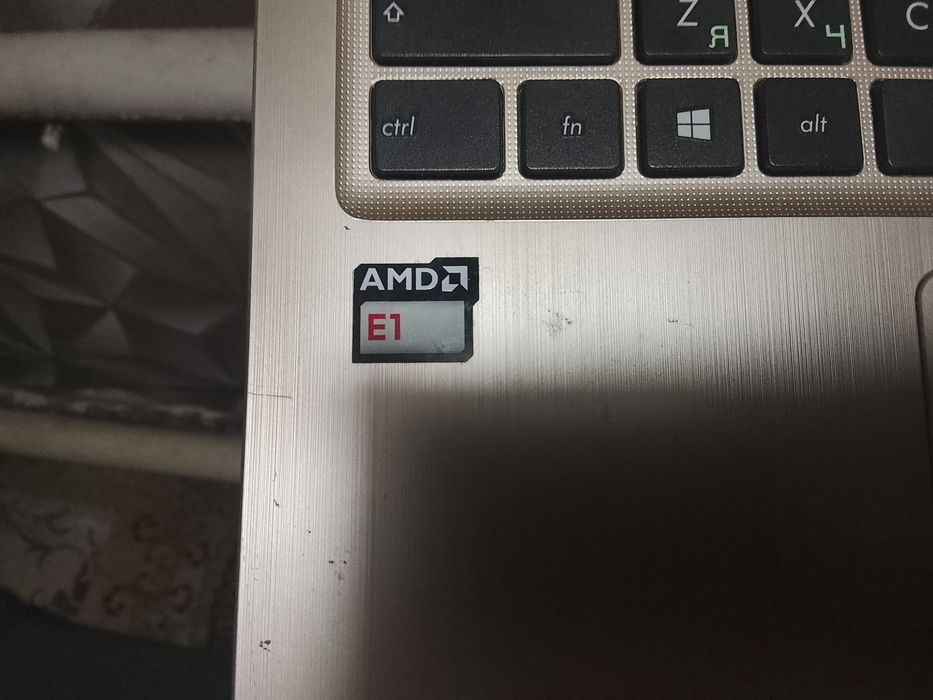 Продам ноутбук Асус