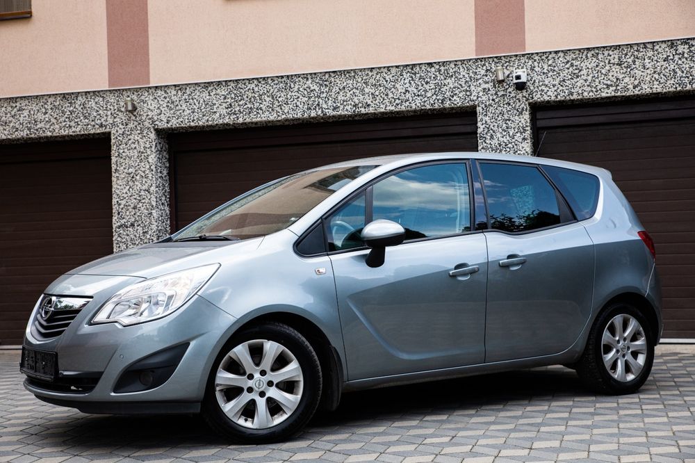 Opel Meriva~Încălzire scaune~Încălzire Volan~Euro 5~ Impecabilă
