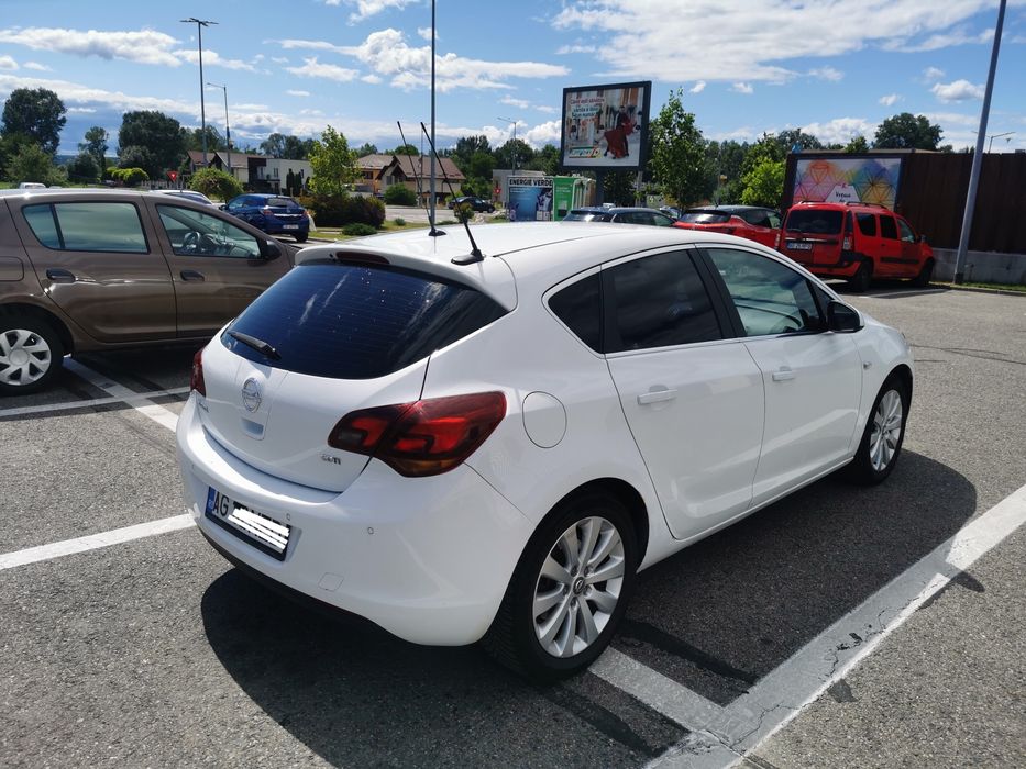 Opel astra j 1.7