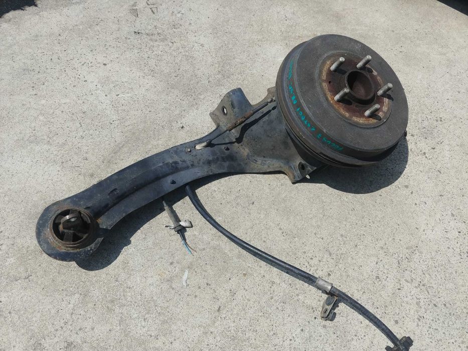 fuzeta dreapta spate 1.5 tdci ford focus 3 scurt