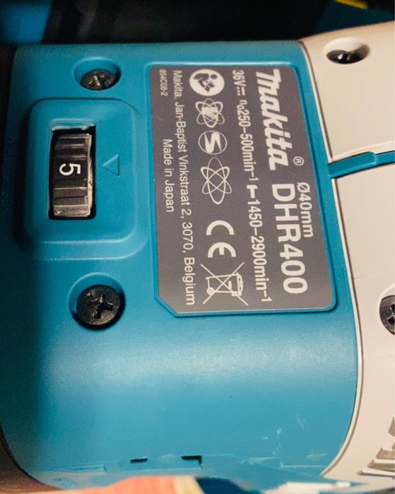Makita rotopercutor DHR 400