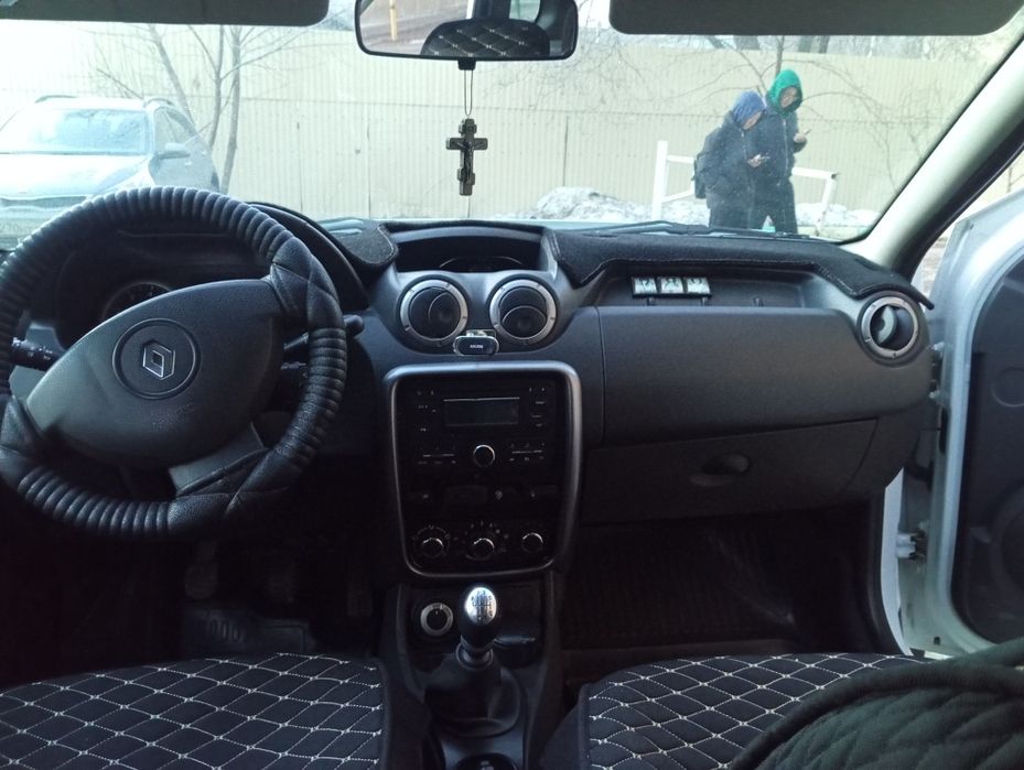 Рено дастер 2013г