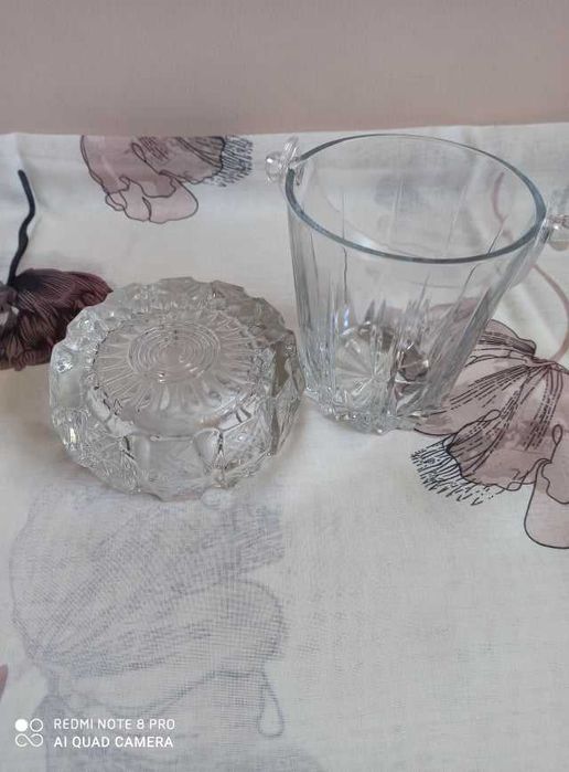 Кристален пепелник и купа за лед