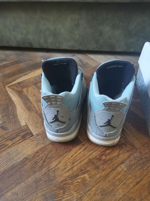 Jordan 4 University Blue  43.5