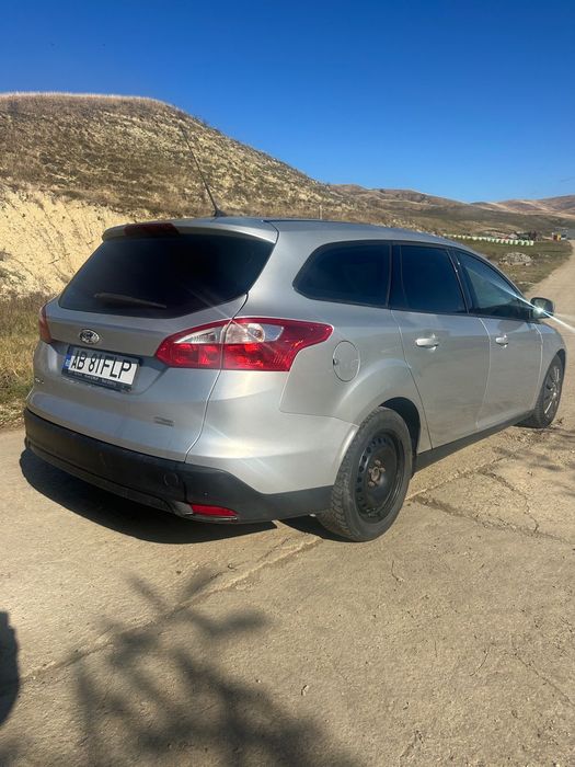 FORD Focus 2013 — imagine 3