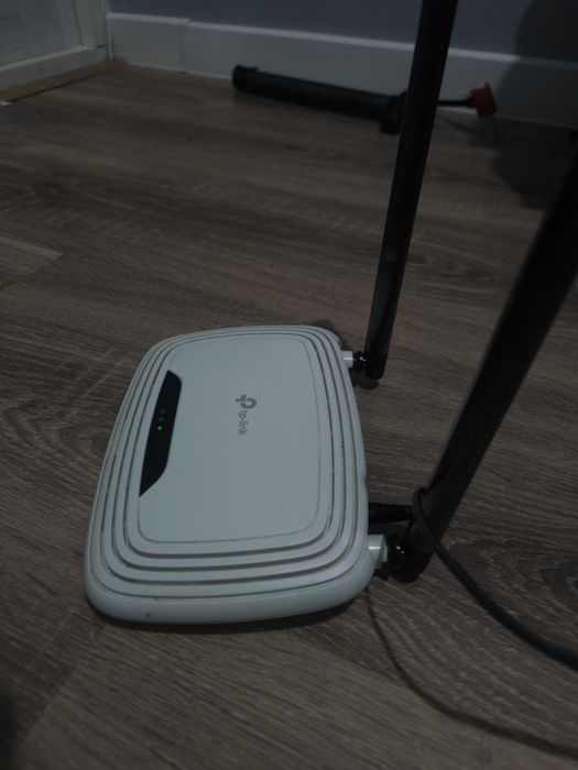 Продаю Wi-fi роутер