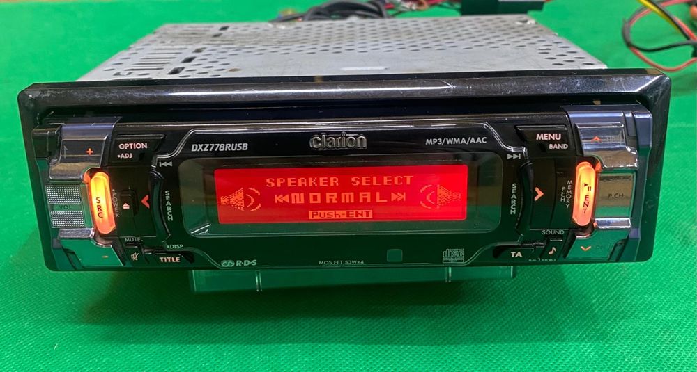 CD player auto Clarion DXZ 778 RUSB