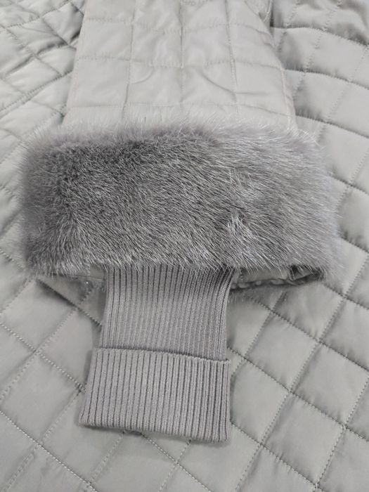 Продам верхнюю одежду