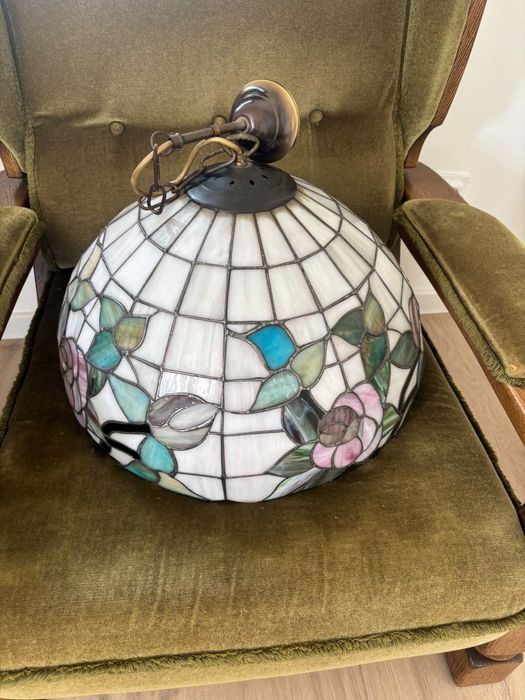 Lampa pendul Tiffany