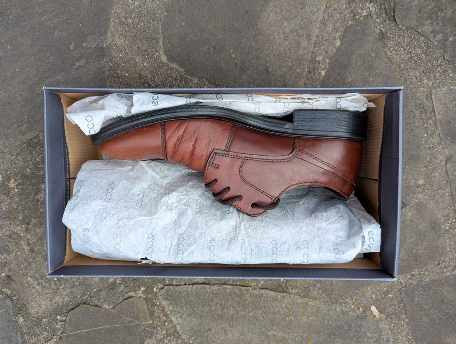 ECCO Knoxville, Stare Bună, 43