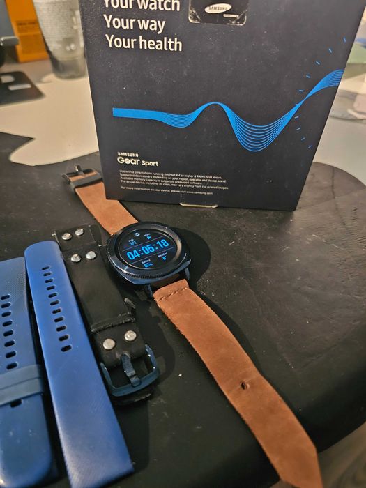 Ceas Samsung Gear Sport smartwatch
