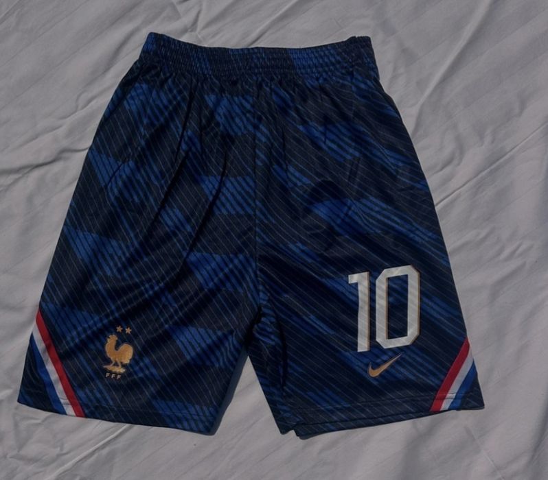 Pantaloni scurti