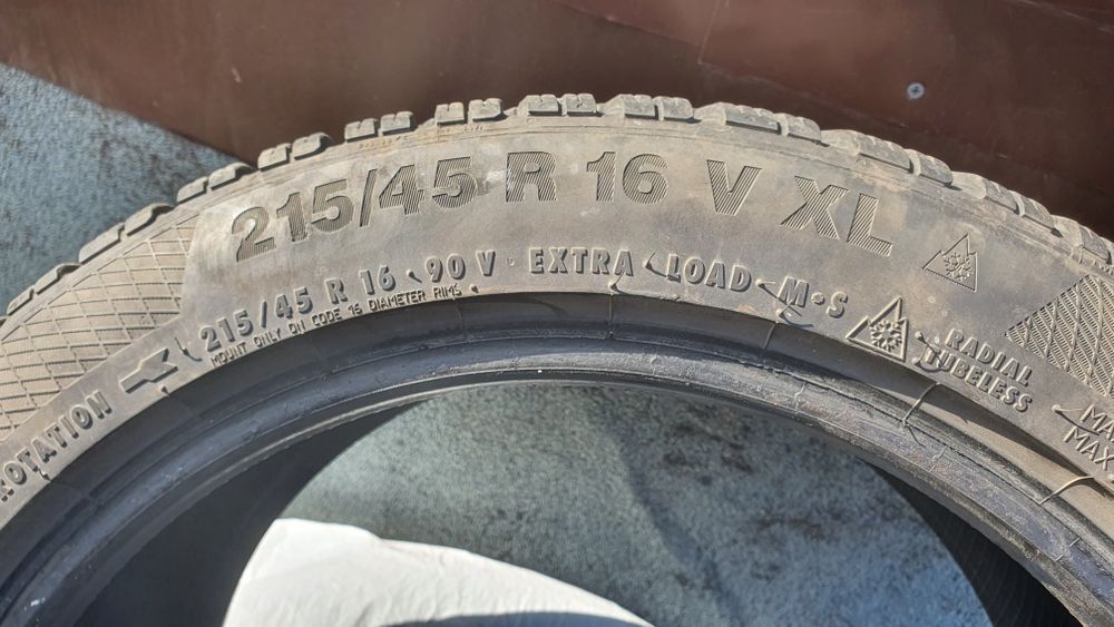 2 anvelope iarna 215/45 R16 90V, FR , Continental wintercontact TS850