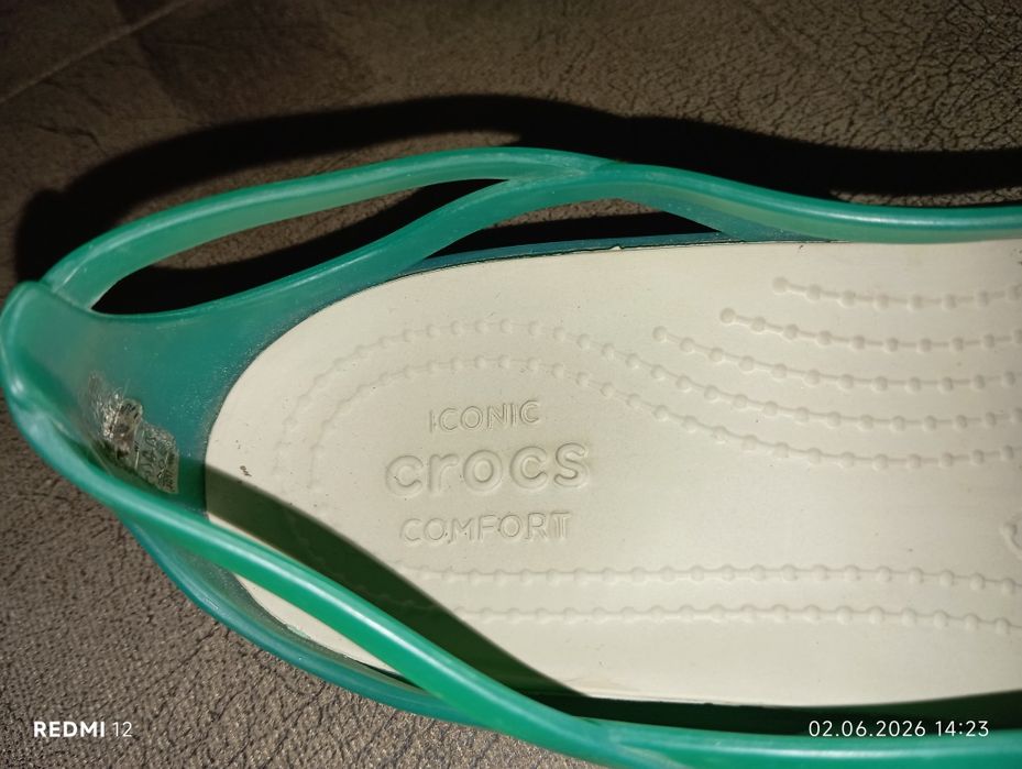 Camper,arkteryx ,Birkenstock, Crocs