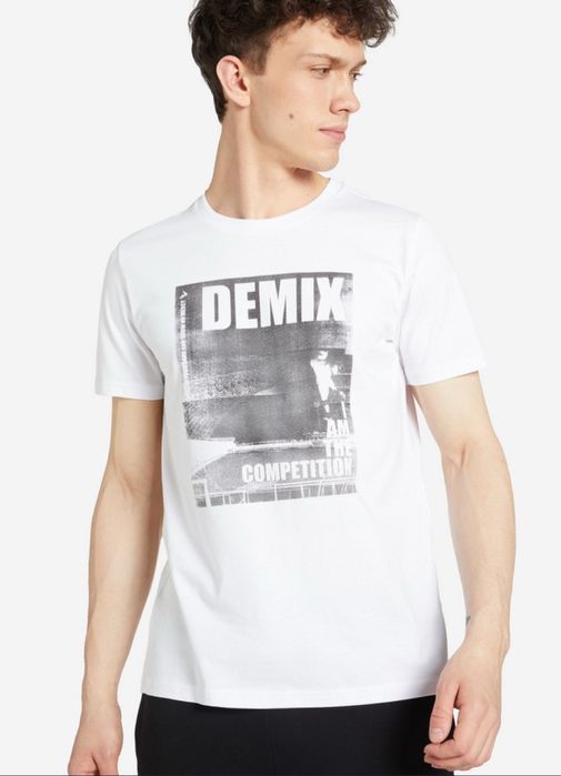 Продам новые футболки Demix