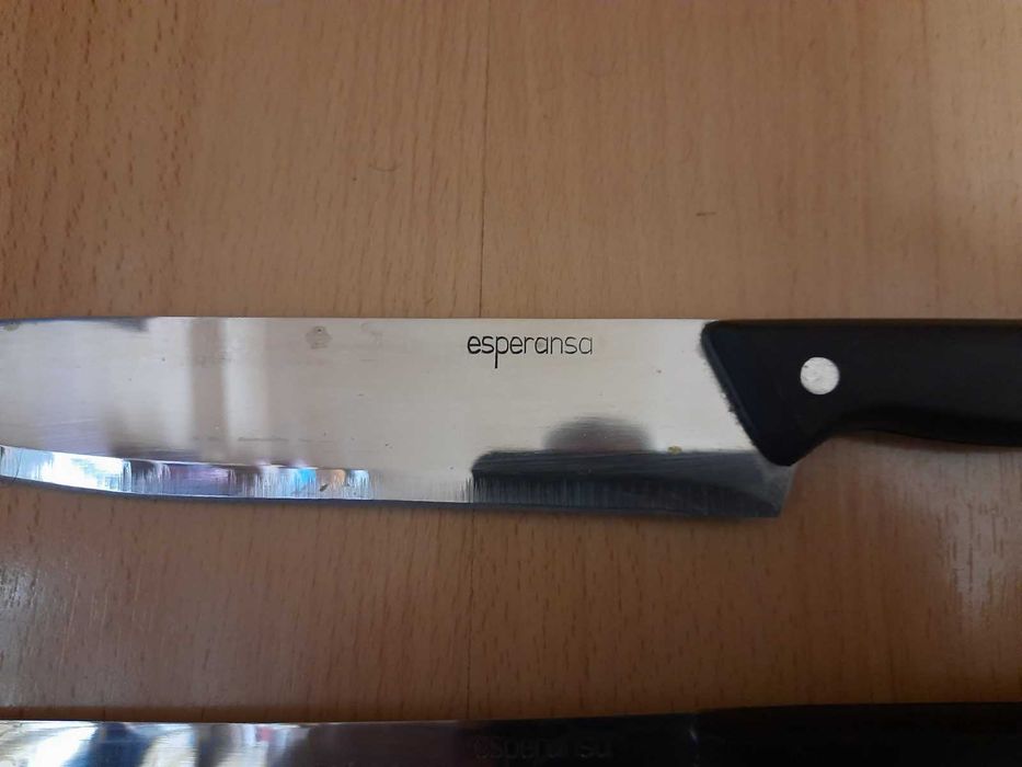 Нови прав и назъбен нож ESPERANSA на ниски цени