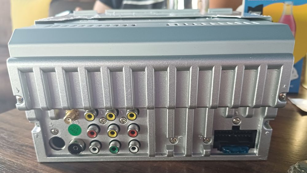 Навигация за кола CARBOON