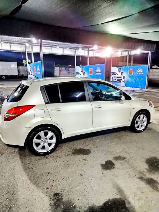 Срочно продайотся Nissan tiida 1.6 2008