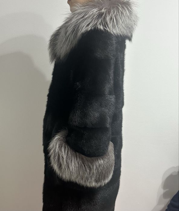 Шуба 300000тг сатылады