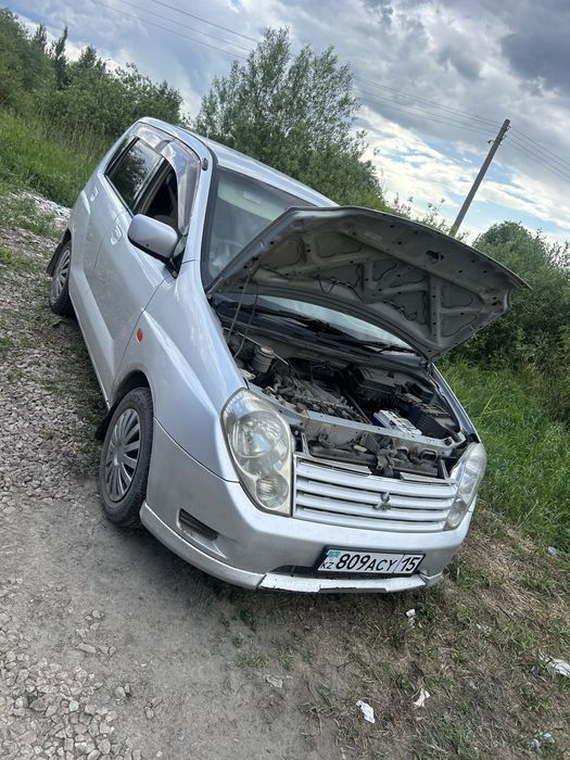 Продам авто 2000 год автомат