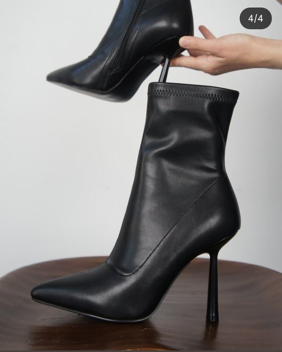 Продам обувь ботильоны на шпильке