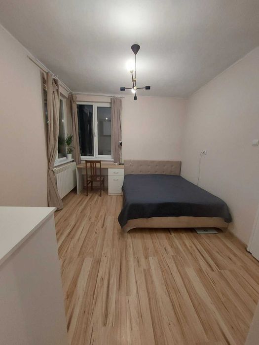 Дава се под наем Етаж от къща в Русе, Център - 70 кв.м за 357 € - Снимка #2