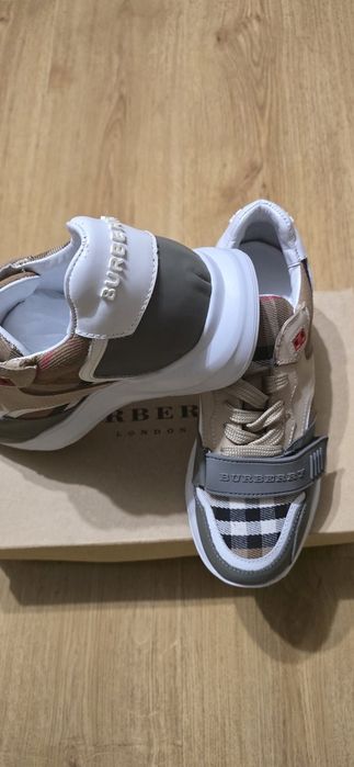 Дамски Маратонки.