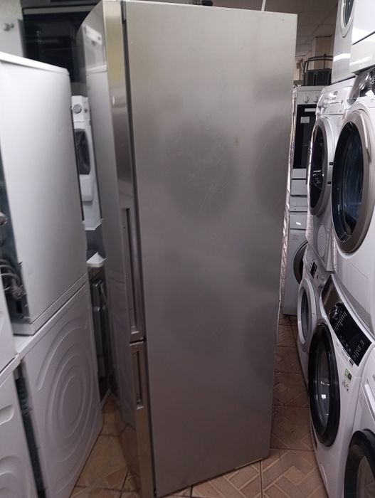 Иноксов комбиниран хладилник с фризер Бош Bosch A++ 2 години гаранция