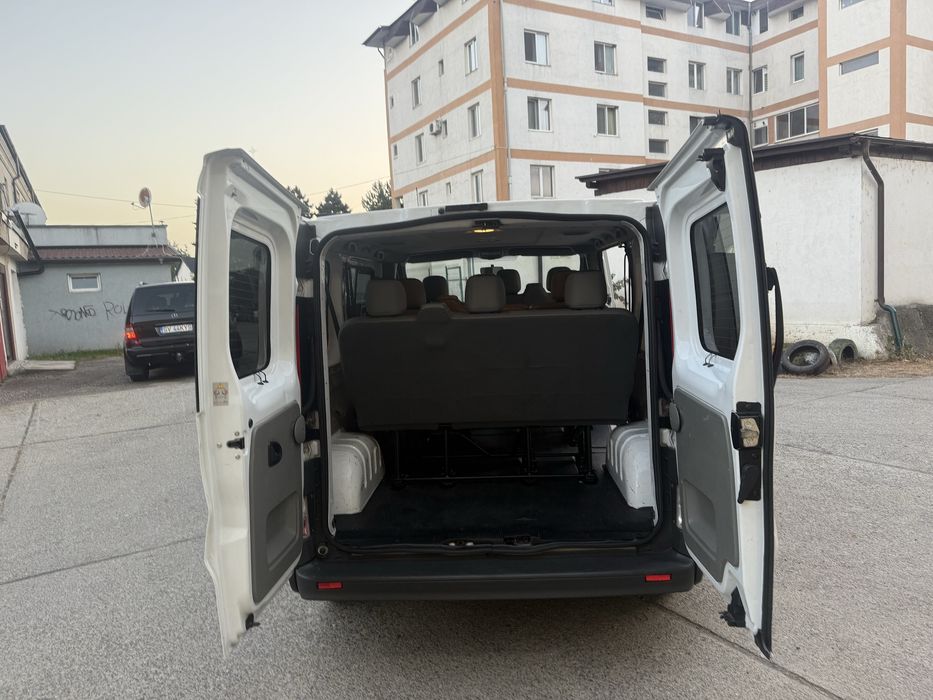 Opel vivaro 8+1 locuri 2014 euro 5