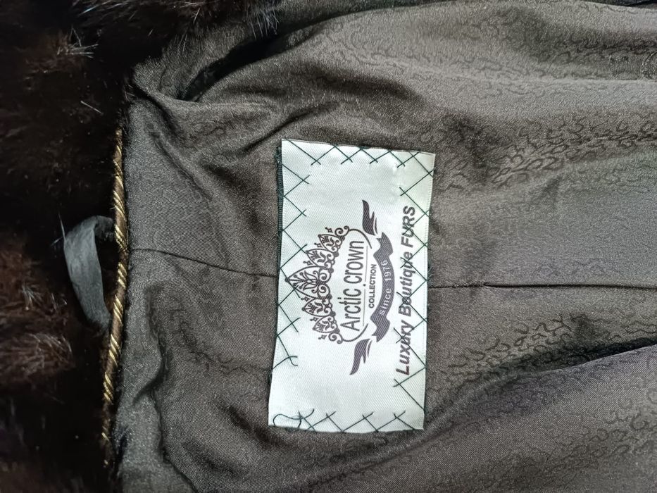 Продается шуба Arctic Crown