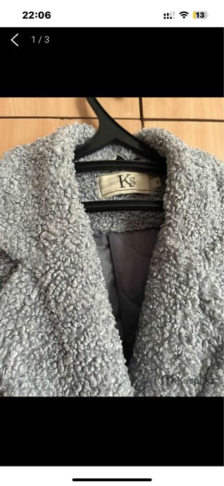 Продаю шубку голубую