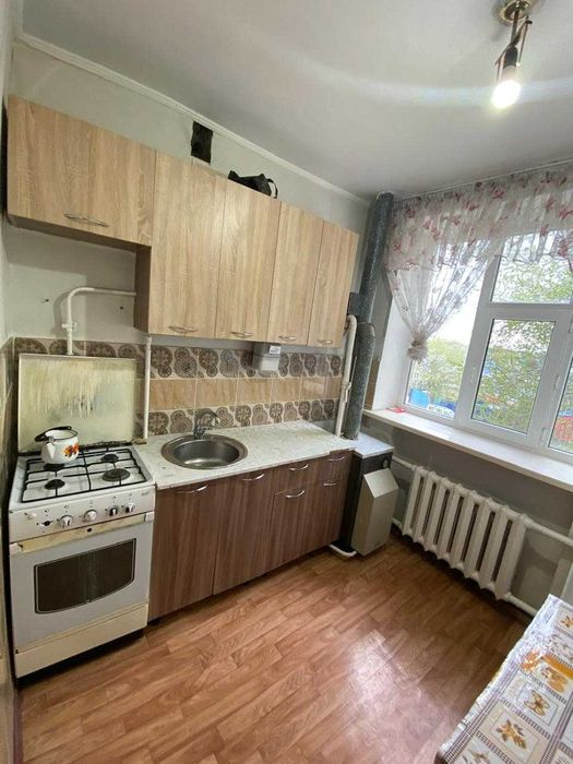 Продам  1к комн кв Москва