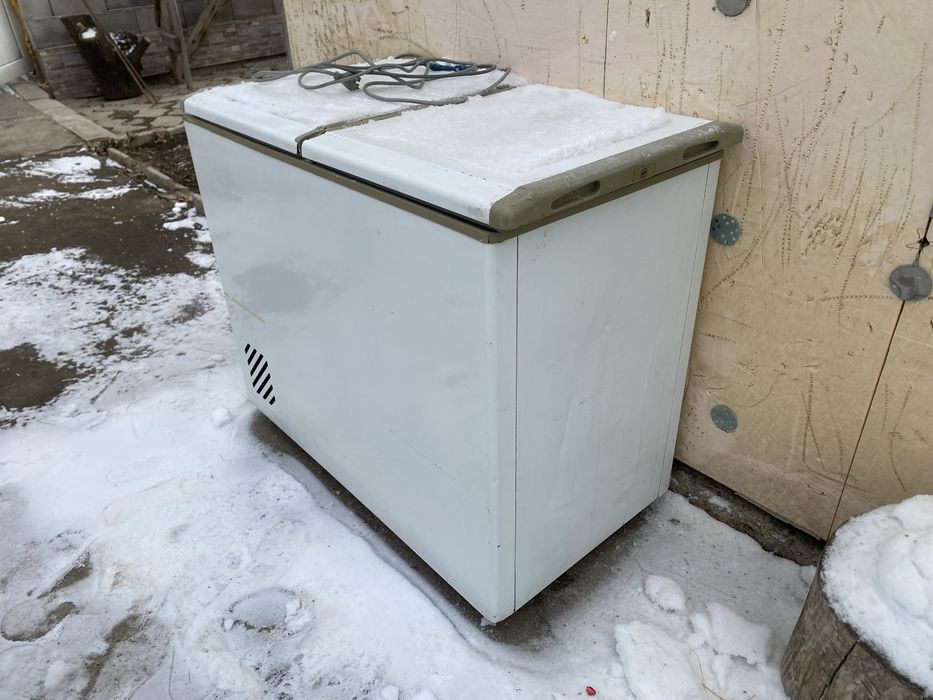 Продам  Морозильник