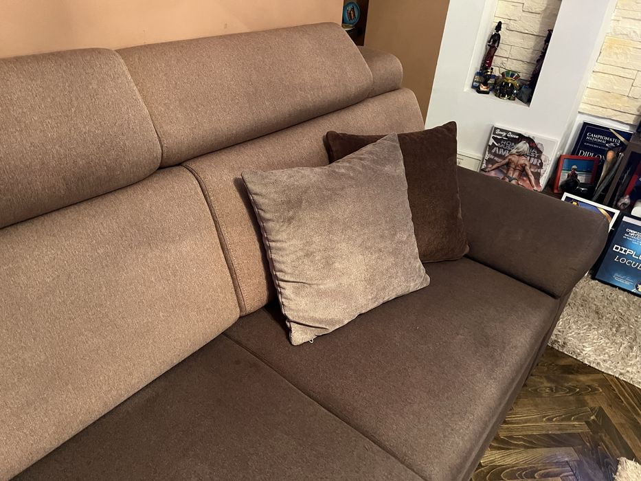De vanzare coltar extensibil 3,80 x1,80