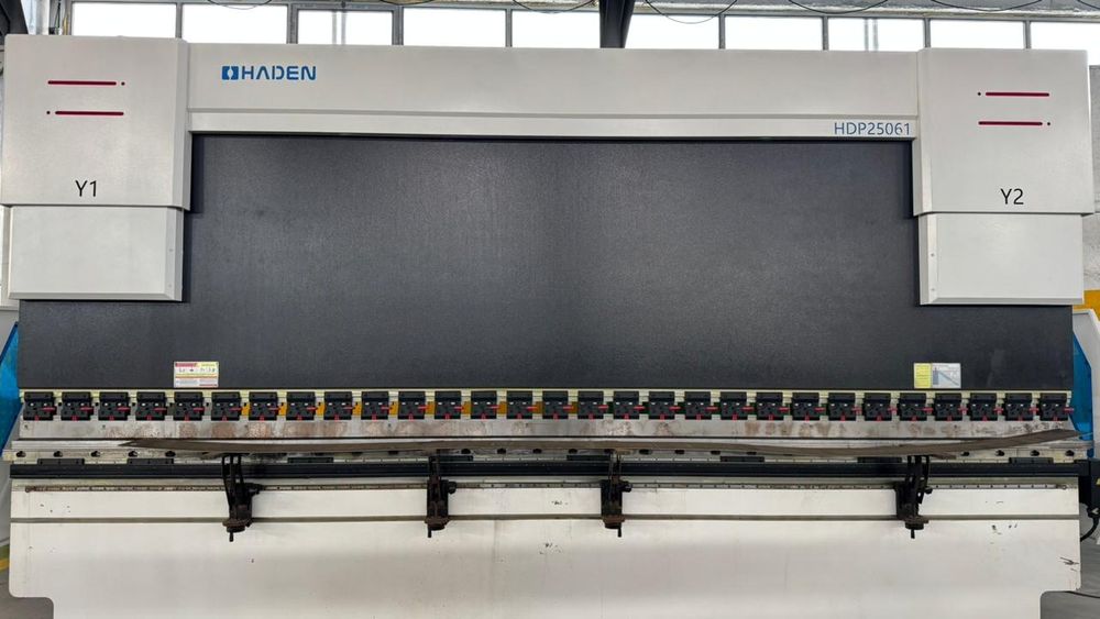 Листогиб  Гельиотина  Лазерный резка  услуги!