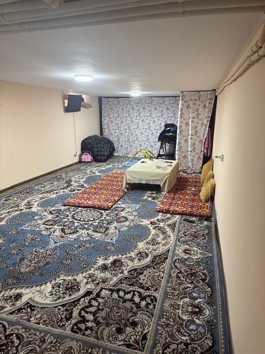 Ижарага берилади студентлар учун, самгасига якин жой.