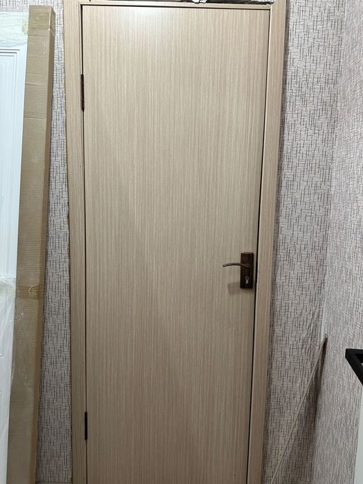 Комнатный двер 70х200 см осы тұрысында