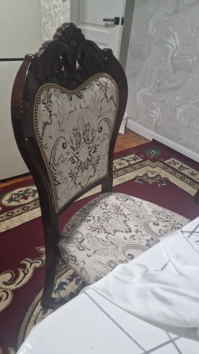Стол сатамын 4000тг