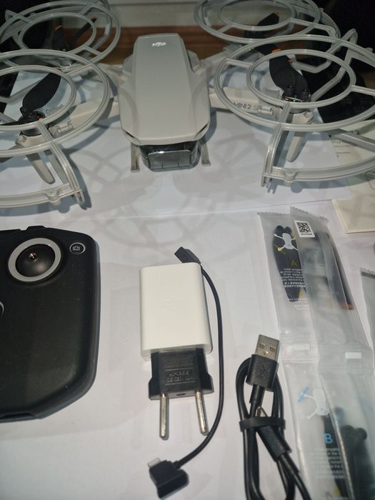 Dji mini 2 se perfecta cu accesorii