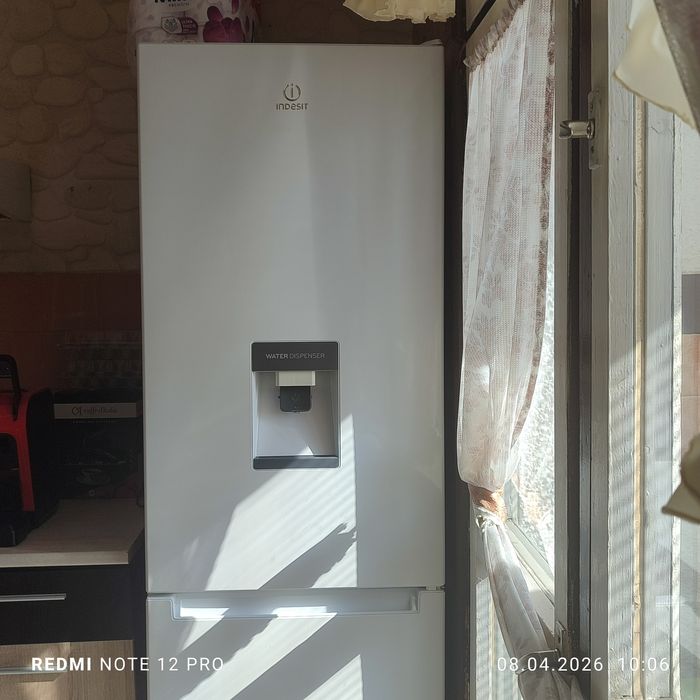 Хладилник" Indesit"188/60 см.
