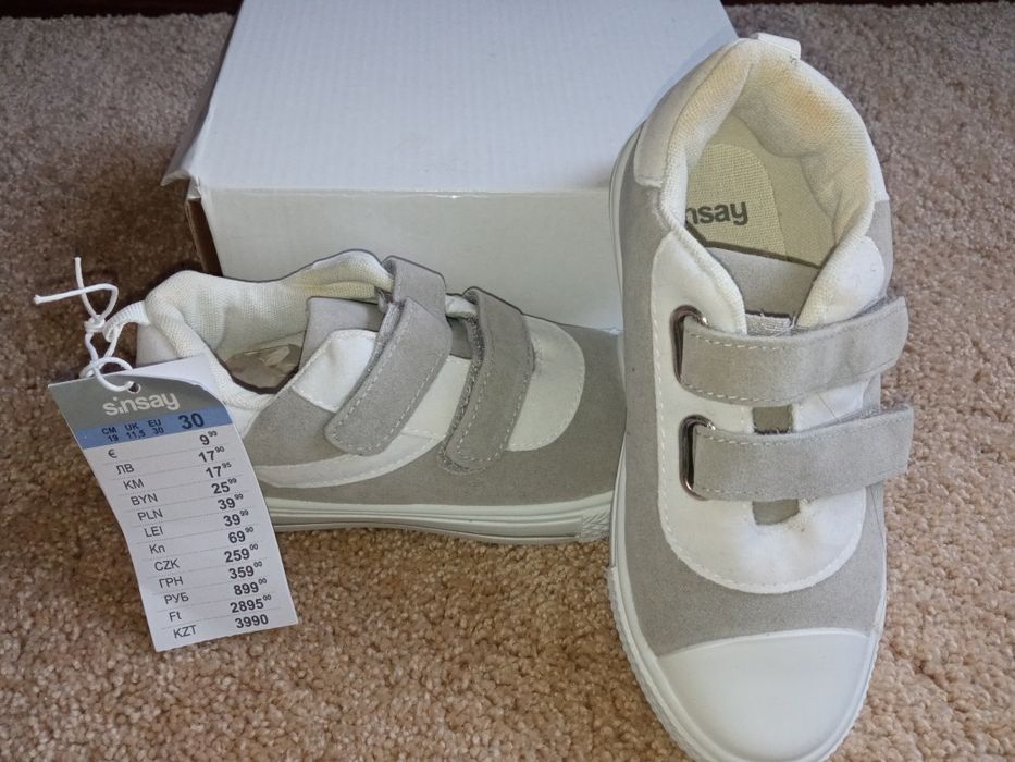 НОВИ кецове за момче 30-и номер