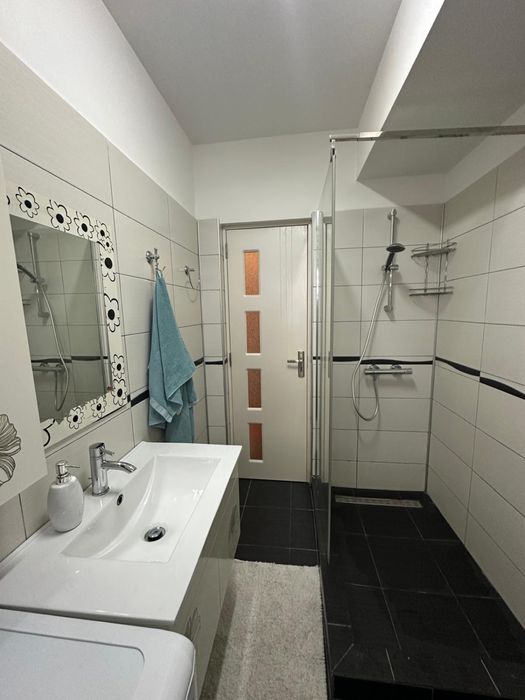 Inchiriez apartament in sectorul 3 zona Auchan Vita
