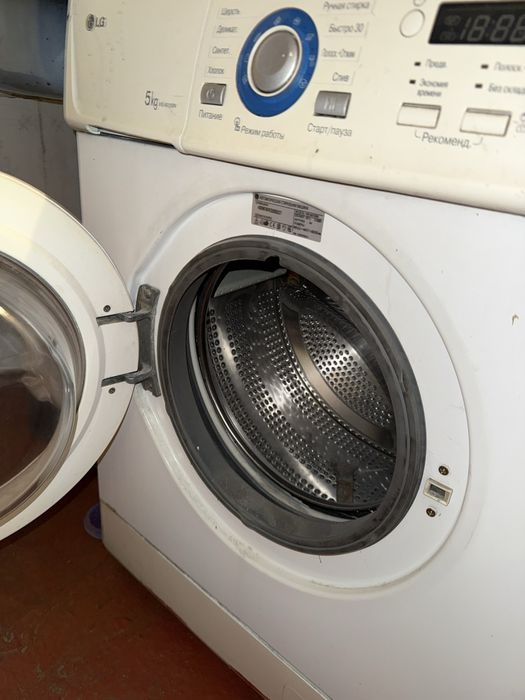 Продается стиральная машинка