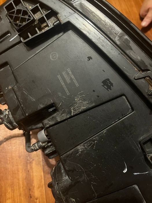 Продам фару Shaman