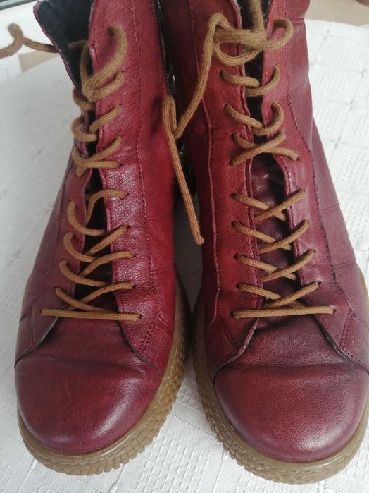 Женски боти от естествена кожа