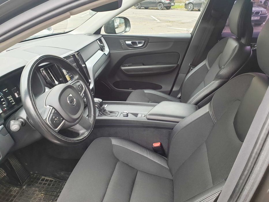 Volvo XC60 D5  4X4 fabr.2018 235 CP geartronic KM 225000 FARA ADEBLUE