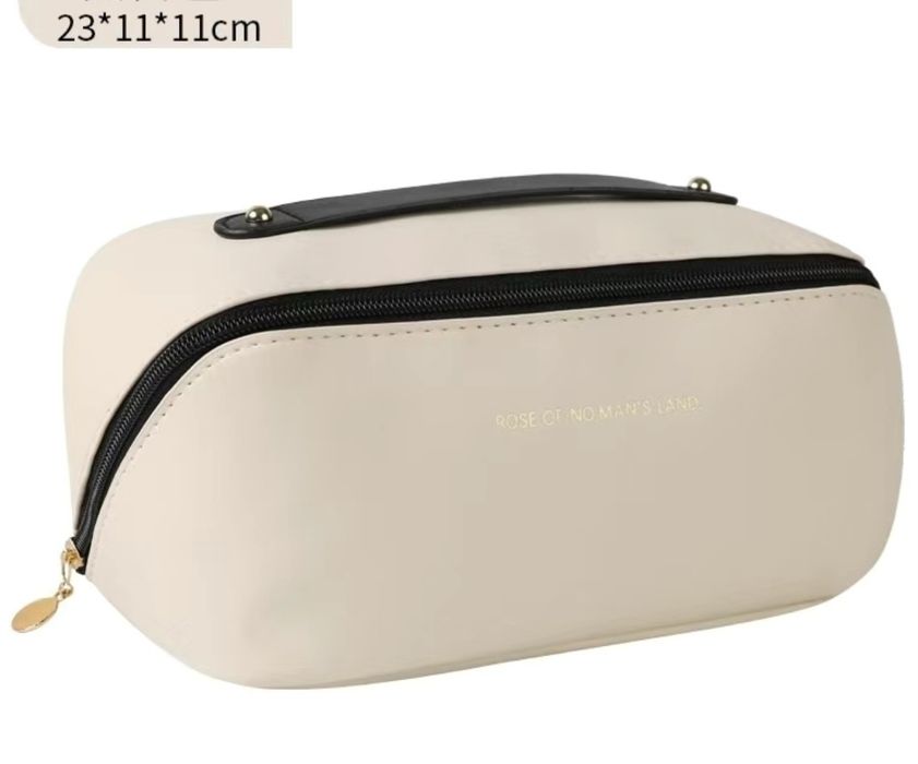 Молочная косметичка