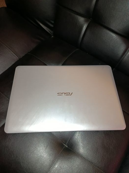 Продам ноутбук ASUS X543M