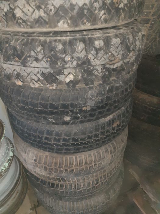 Продам шины для ваз 2121